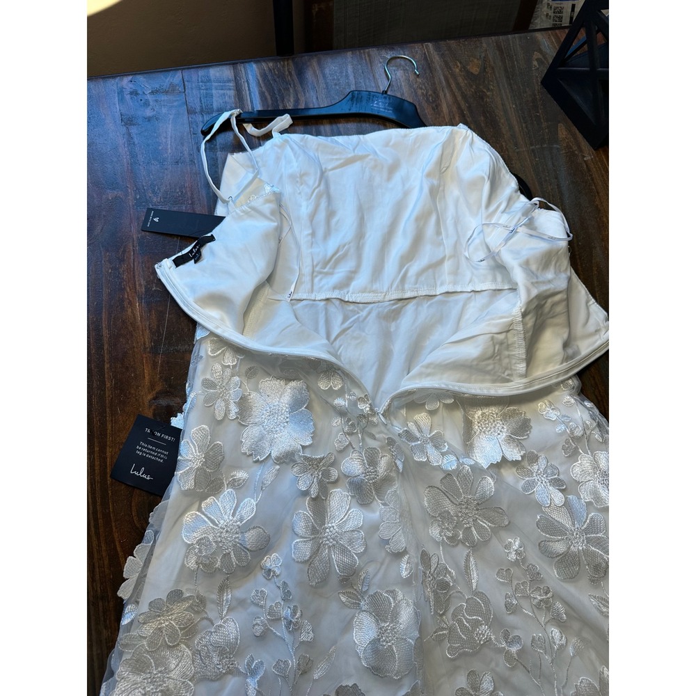 Lulus White Floral 3D Embroidered Organza Midi Dress Fairycore Woman's Large NWT - Picture 7 of 17
